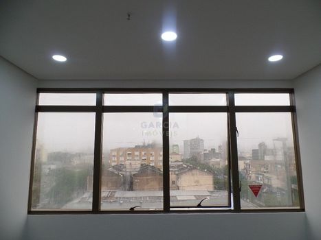 Foto 3 do(a) Sala / Conjunto Comercial false à venda em São Geraldo, Porto Alegre