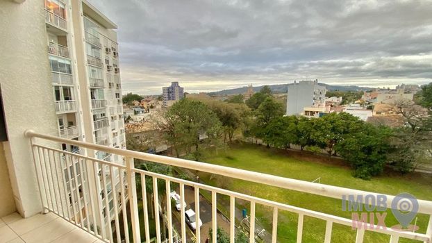 Foto 11 do(a) Apartamento de 3 quartos à venda em Vila Ipiranga, Porto Alegre