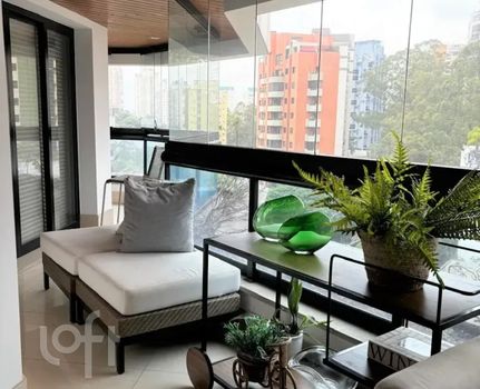 Foto 3 do(a) Apartamento de 4 quartos à venda em Vila Andrade, São Paulo