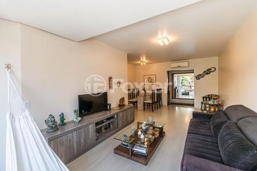Foto 4 do(a) Apartamento de 2 quartos à venda em Petrópolis, Porto Alegre