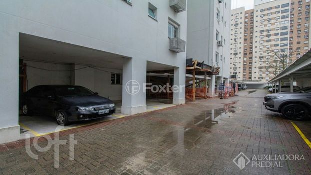 Foto 50 do(a) Apartamento de 3 quartos à venda em Passo da Areia, Porto Alegre