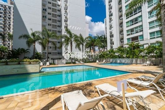 Foto 47 do(a) Apartamento de 3 quartos à venda em Passo da Areia, Porto Alegre