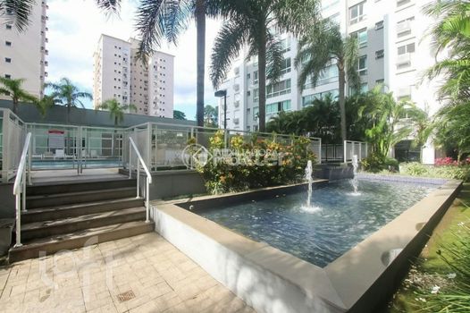 Foto 34 do(a) Apartamento de 3 quartos à venda em Passo da Areia, Porto Alegre