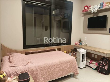 Foto 16 do(a) Casa em Condomínio de 3 quartos à venda em Jardim Botânico, Uberlândia