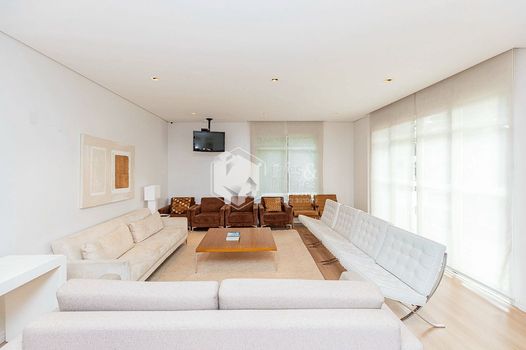 Foto 5 do(a) Apartamento de 3 quartos à venda em Indianópolis, São Paulo