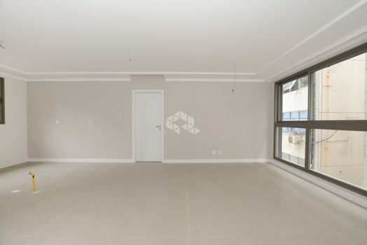 Foto 4 do(a) Apartamento de 3 quartos à venda em Centro, Florianópolis