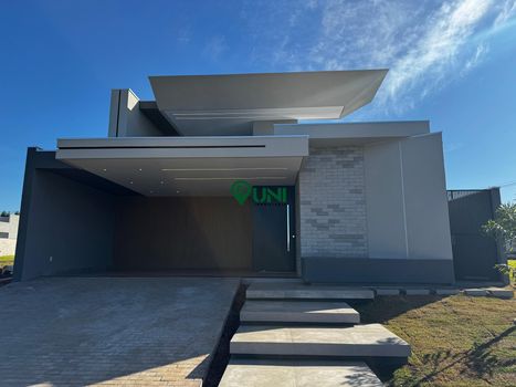 Foto 1 do(a) Casa em Condomínio de 3 quartos à venda em Jardim Tijuca, Campo Grande