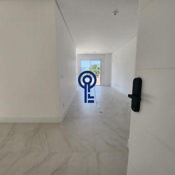 Foto 3 do(a) Apartamento de 2 quartos para alugar em João Paulo, Florianópolis