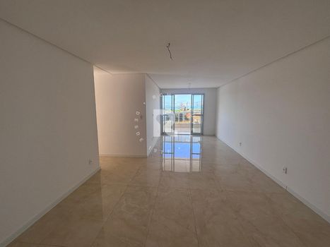 Foto 2 do(a) Apartamento de 3 quartos à venda em Nova Guarapari, Guarapari