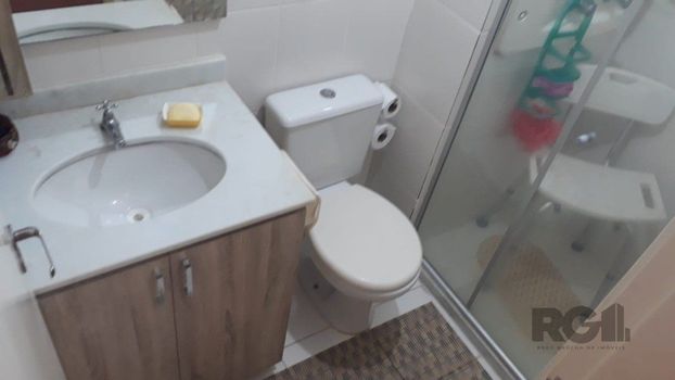 Foto 7 do(a) Flat de 2 quartos à venda em Glória, Porto Alegre