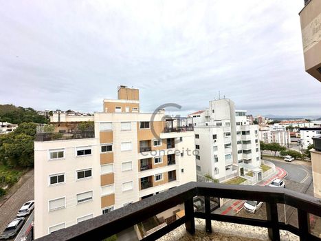 Foto 18 do(a) Apartamento de 3 quartos à venda em Abraão, Florianópolis