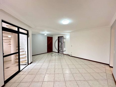 Foto 4 do(a) Apartamento de 3 quartos à venda em Abraão, Florianópolis