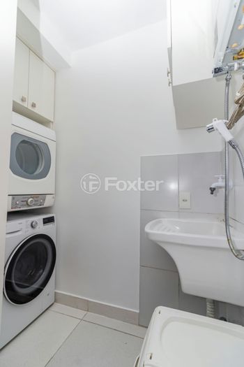 Foto 42 do(a) Casa em Condomínio de 3 quartos à venda em Vila Conceição, Porto Alegre