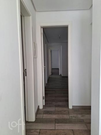 Foto 14 do(a) Apartamento de 3 quartos à venda em Petrópolis, Porto Alegre