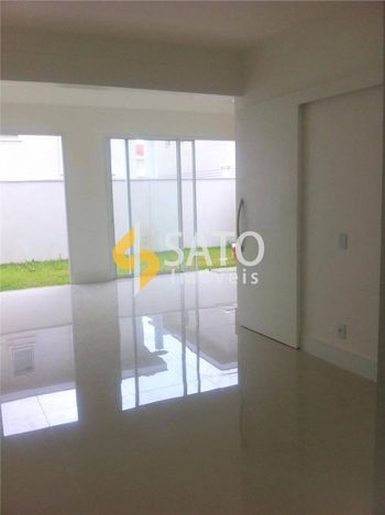 Foto 1 do(a) Casa de 3 quartos à venda em Jardim Monte Kemel, São Paulo