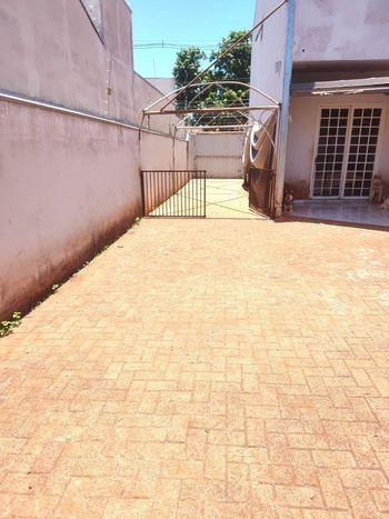 Foto 11 do(a) Casa de 3 quartos à venda em Jardim Brasil, Maringá