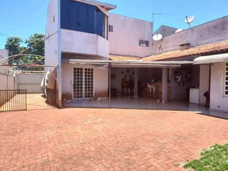 Foto 10 do(a) Casa de 3 quartos à venda em Jardim Brasil, Maringá