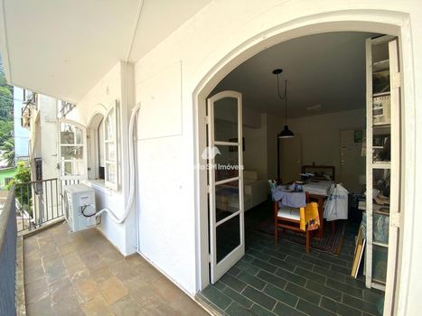 Foto 3 do(a) Apartamento de 2 quartos à venda em Humaitá, Rio de Janeiro