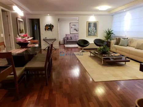Foto 8 do(a) Apartamento de 3 quartos à venda em Jardim Paulista, São Paulo