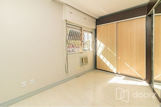 Foto 18 do(a) Apartamento de 3 quartos à venda em Jardim Lindóia, Porto Alegre