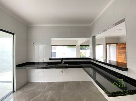 Foto 4 do(a) Casa de 3 quartos à venda em Vila São Judas Thadeu, Botucatu