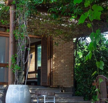 Foto 5 do(a) Casa de 6 quartos à venda em Belém Velho, Porto Alegre