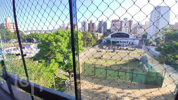 Foto 8 do(a) Apartamento de 3 quartos à venda em Petrópolis, Porto Alegre