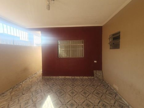 Foto 6 do(a) Casa de 2 quartos à venda em Jardim Pantanal, São Paulo