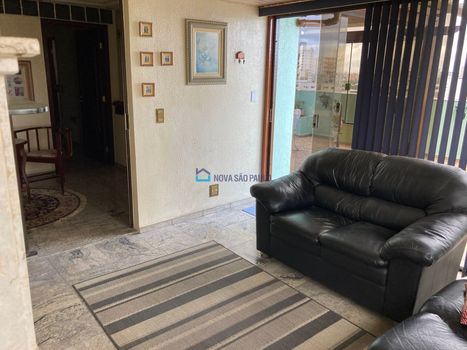 Foto 4 do(a) Cobertura de 4 quartos à venda em Vila Gumercindo, São Paulo
