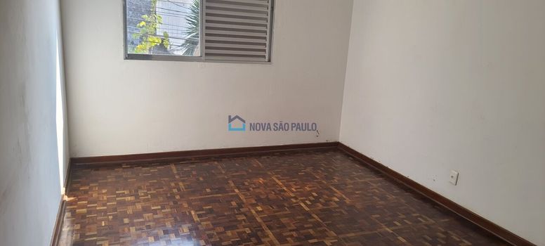 Foto 7 do(a) Casa de 3 quartos à venda em Vila Natália, São Paulo