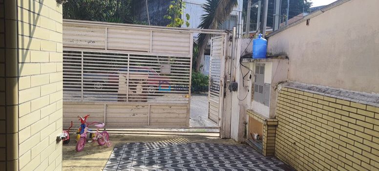 Foto 4 do(a) Casa de 3 quartos à venda em Vila Natália, São Paulo