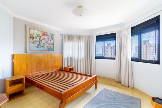Foto 35 do(a) Apartamento de 4 quartos à venda em Jardim Londrina, São Paulo