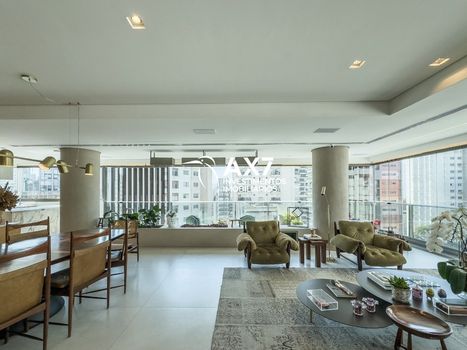 Foto 4 do(a) Apartamento de 3 quartos à venda em Vila Nova Conceição, São Paulo