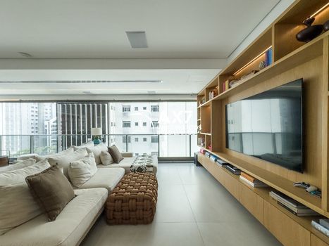 Foto 5 do(a) Apartamento de 3 quartos à venda em Vila Nova Conceição, São Paulo