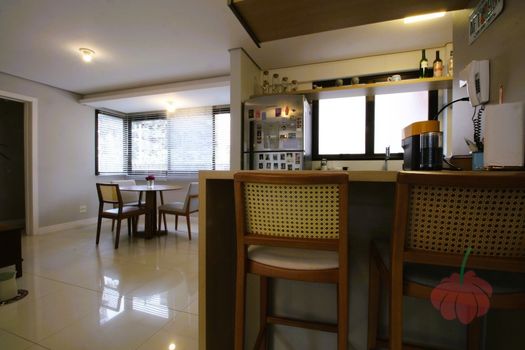 Foto 3 do(a) Apartamento de 2 quartos à venda em Petrópolis, Porto Alegre