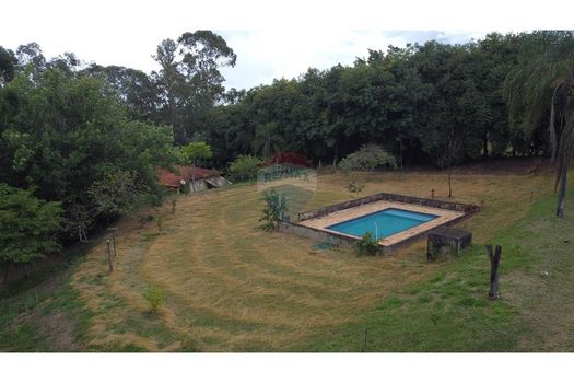 Foto 10 do(a) Fazenda / Sítio / Chácara de 2 quartos à venda em Jardim São João, Araras