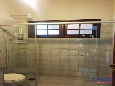 Foto 2 do(a) Fazenda / Sítio / Chácara de 5 quartos à venda em Chácaras Reunidas Igarapés, Jacareí