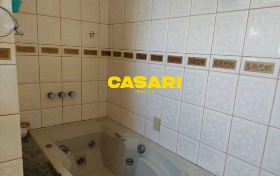 Foto 25 do(a) Casa de 3 quartos à venda em Vila Humaitá, Santo André