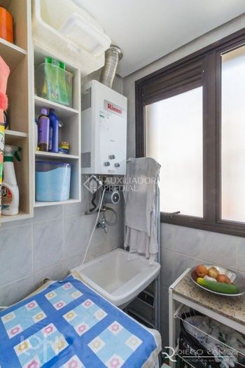 Foto 23 do(a) Apartamento de 2 quartos à venda em Cristal, Porto Alegre