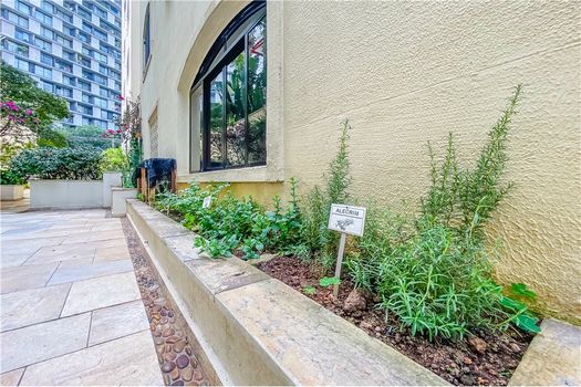 Foto 23 do(a) Apartamento de 4 quartos à venda em Jardim das Bandeiras, São Paulo