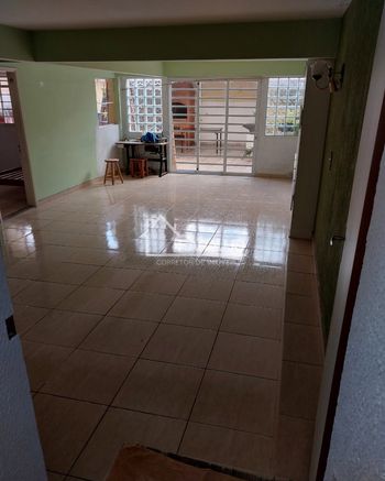Foto 3 do(a) Casa de 5 quartos à venda em Vila Trujillo, Sorocaba