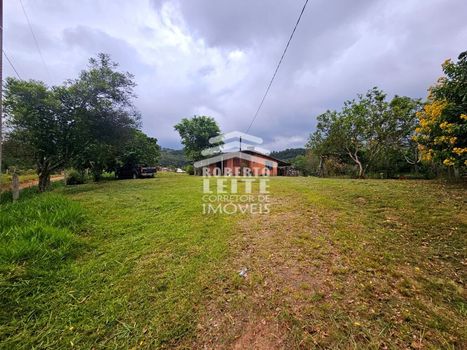 Foto 4 do(a) Fazenda / Sítio / Chácara de 2 quartos à venda em null, Glorinha