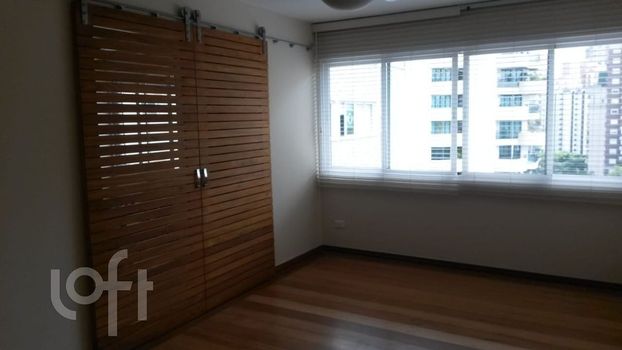 Foto 2 do(a) Apartamento de 2 quartos à venda em Moema, São Paulo