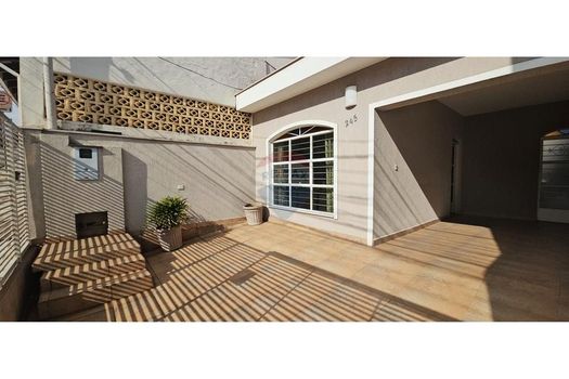 Foto 2 do(a) Casa de 4 quartos à venda em Vila Carvalho, Sorocaba