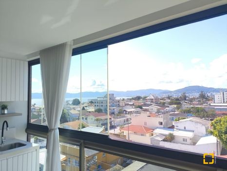 Foto 1 do(a) Apartamento de 3 quartos à venda em Balneário, Florianópolis