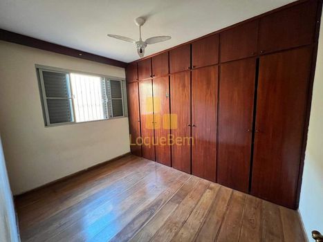 Foto 2 do(a) Casa de 3 quartos para alugar em Quintino Facci I, Ribeirão Preto