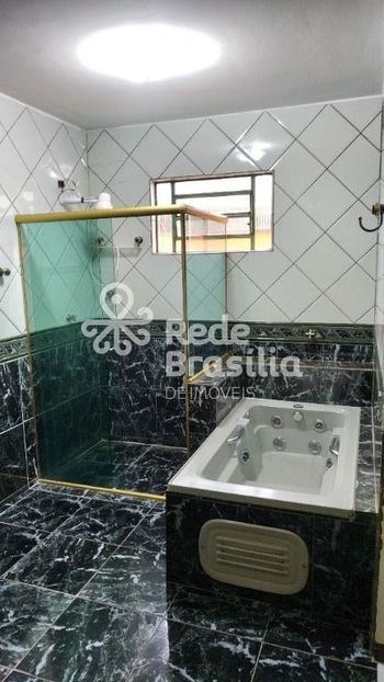 Foto 18 do(a) Casa de 5 quartos para alugar em Vila da Telebrasília, Brasília