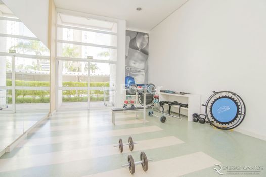 Foto 48 do(a) Apartamento de 2 quartos à venda em Passo da Areia, Porto Alegre