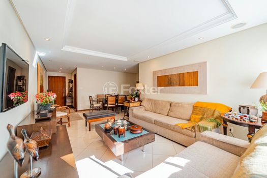 Foto 3 do(a) Apartamento de 4 quartos à venda em Vila Monumento, São Paulo