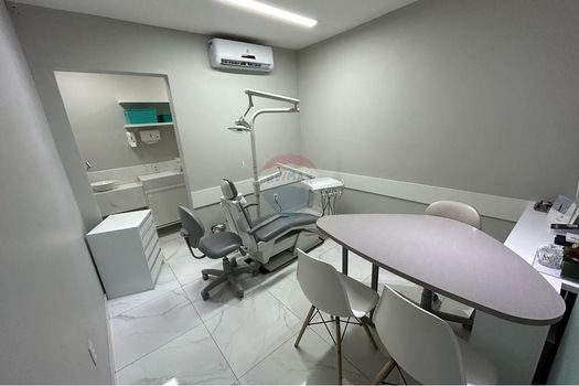 Foto 1 do(a) Loja false à venda em Tirol, Natal